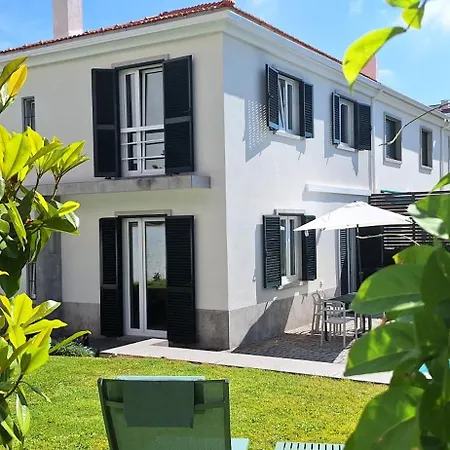 Haus Abel - Pool, Parking And Garden In The Heart Of Lisbon Villa Exterior photo