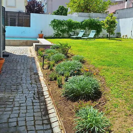 Haus Abel - Pool, Parking And Garden In The Heart Of Lisbon Villa Exterior photo
